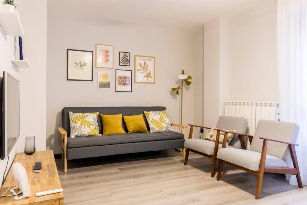 Castrillo 4 Apartamento Acogedor Zaragoza Luaran gambar