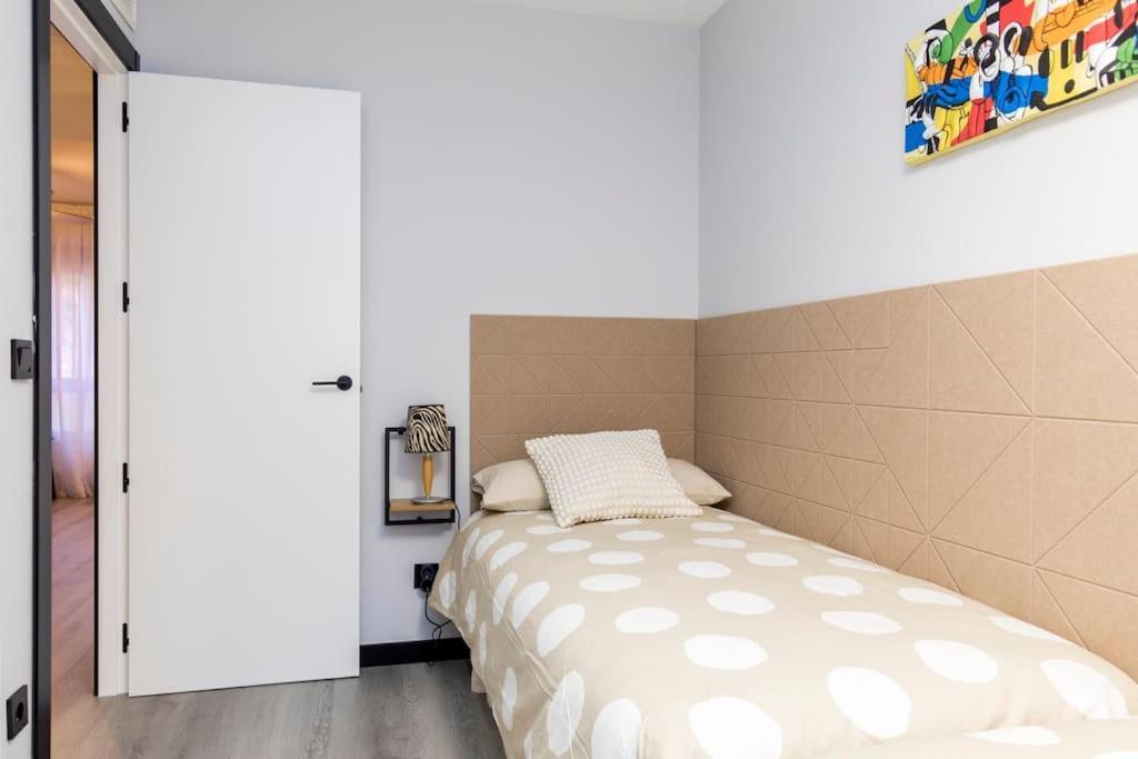 Castrillo 4 Apartamento Acogedor Zaragoza Luaran gambar
