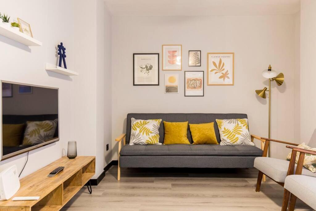Castrillo 4 Apartamento Acogedor Zaragoza Luaran gambar